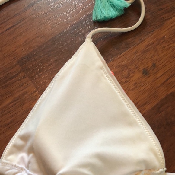 Victoria’s Secret Sz Small bikini top - Picture 9 of 10